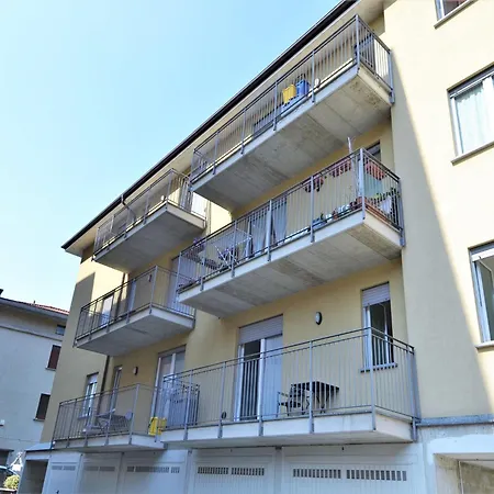 Appartement Simplistic In With Balcony Terrace *